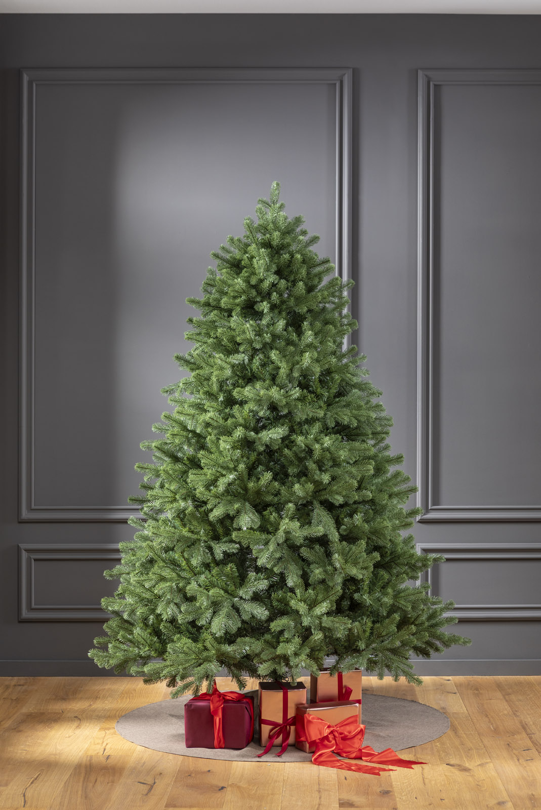 Künstlicher Weihnachtsbaum 120 cm "Finnland" (mit LED Lichterkette)